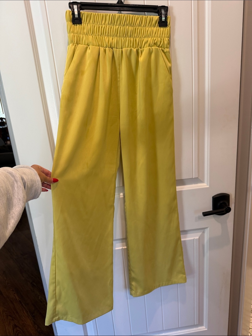 Sincerely Jules Yellow Elastic-Waist Wide-Leg Cropped Pants
